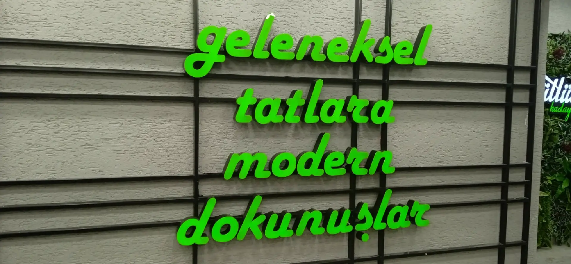 Sütlüce Kadayıf Tabela Uygulaması İç mekân kutu harf uygulaması