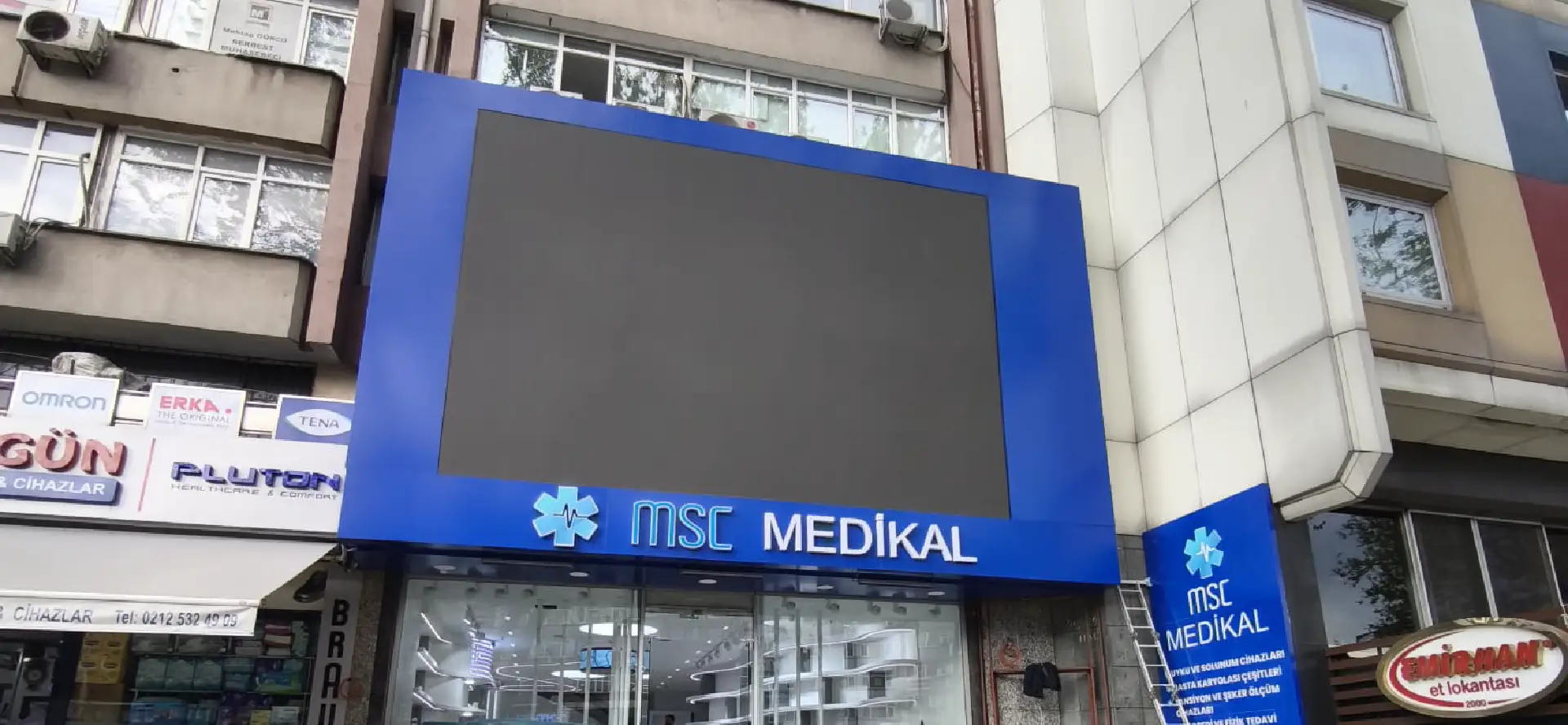 MSC Medikal Led Ekran Tabela Uygulaması MSC Medikal LED ekran tabela uygulaması