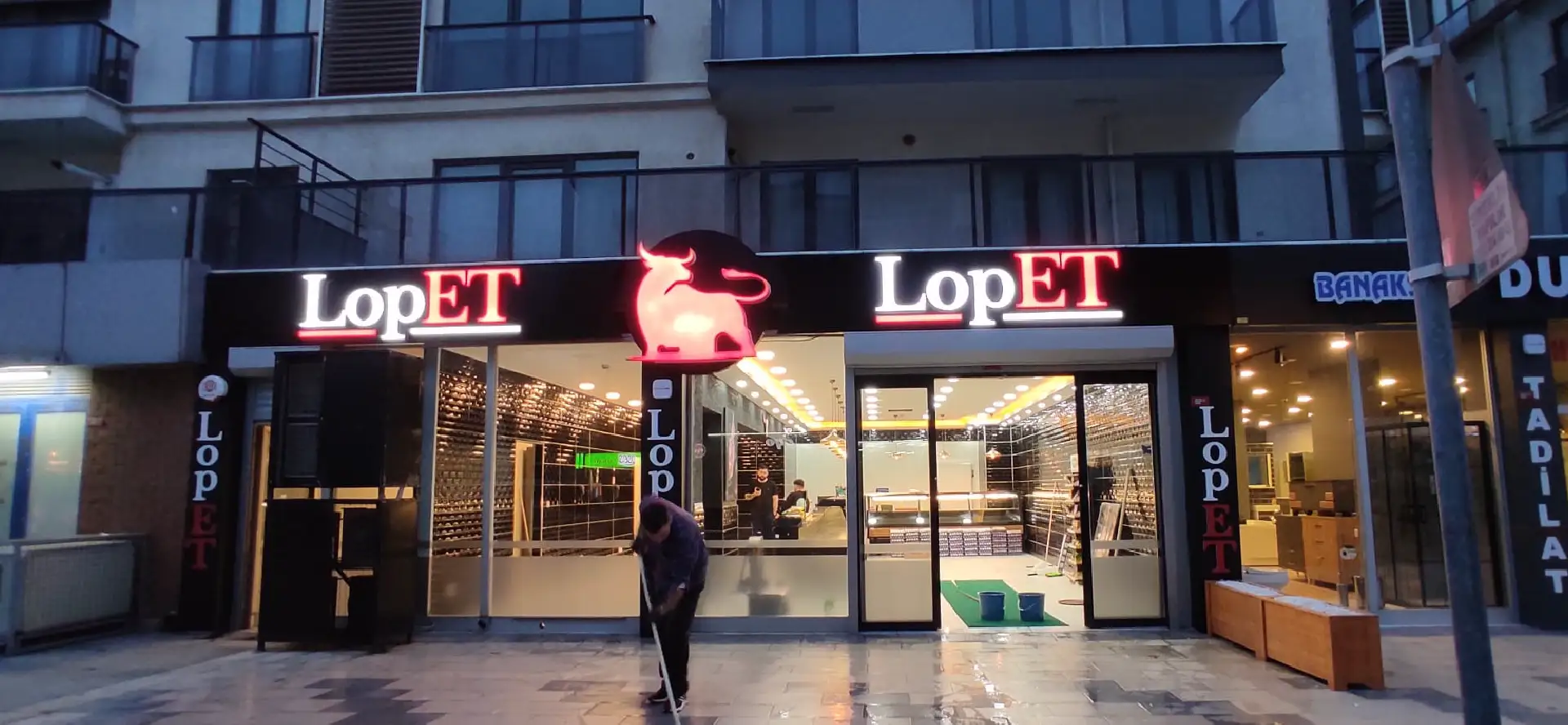 Avrupa Yakası ışıklı tabela uygulaması