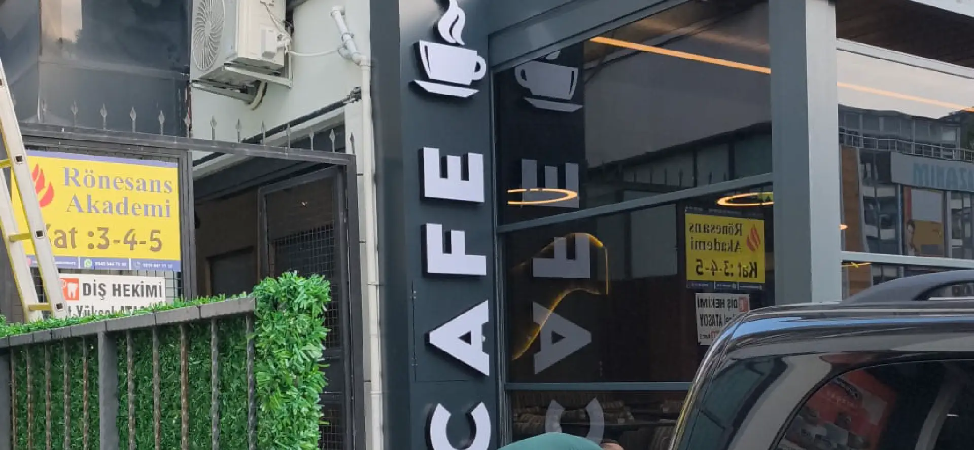 Bakırköy tabelacı hizmetleri için cafe ışıklı kutu harf tabela örnek uygulaması